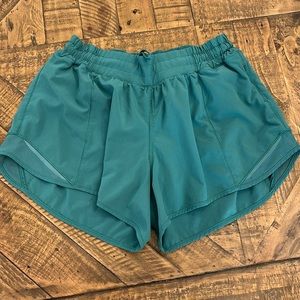 Lululemon Hotty hot shorts. Size 10. 4 inch length